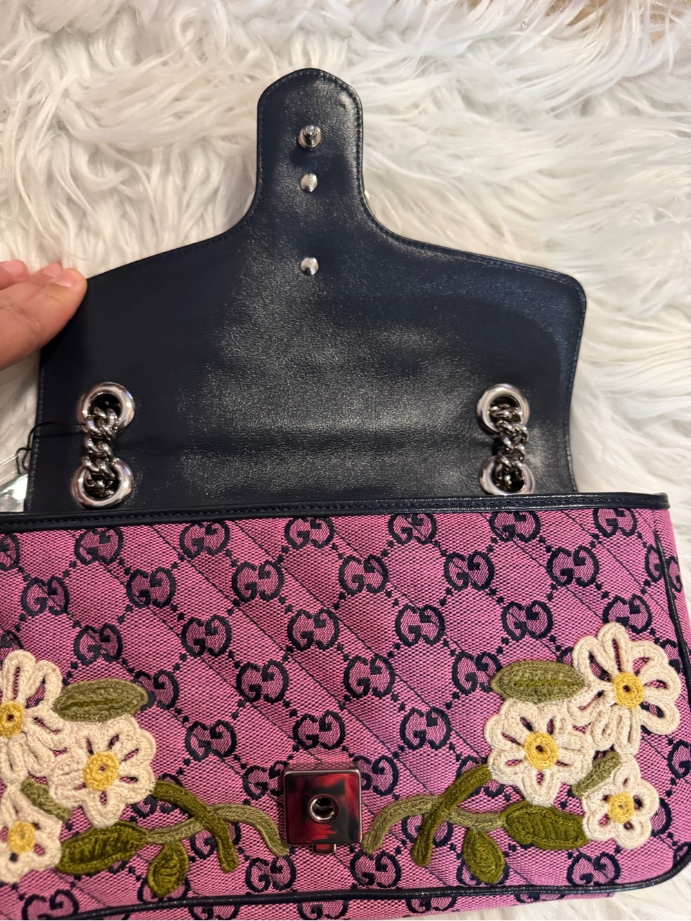 Gucci GG Marmont Floral Embroidery Quilted Shoulder Bag Limited Edition - Picture 10 of 16